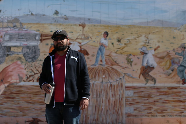 Jesus “Simi” Alvarado is a local muralist and arts educator who taches classes at schools in the Segundo Barrio neighborhood of El Paso. Daulton Venglar/Reporting Texas