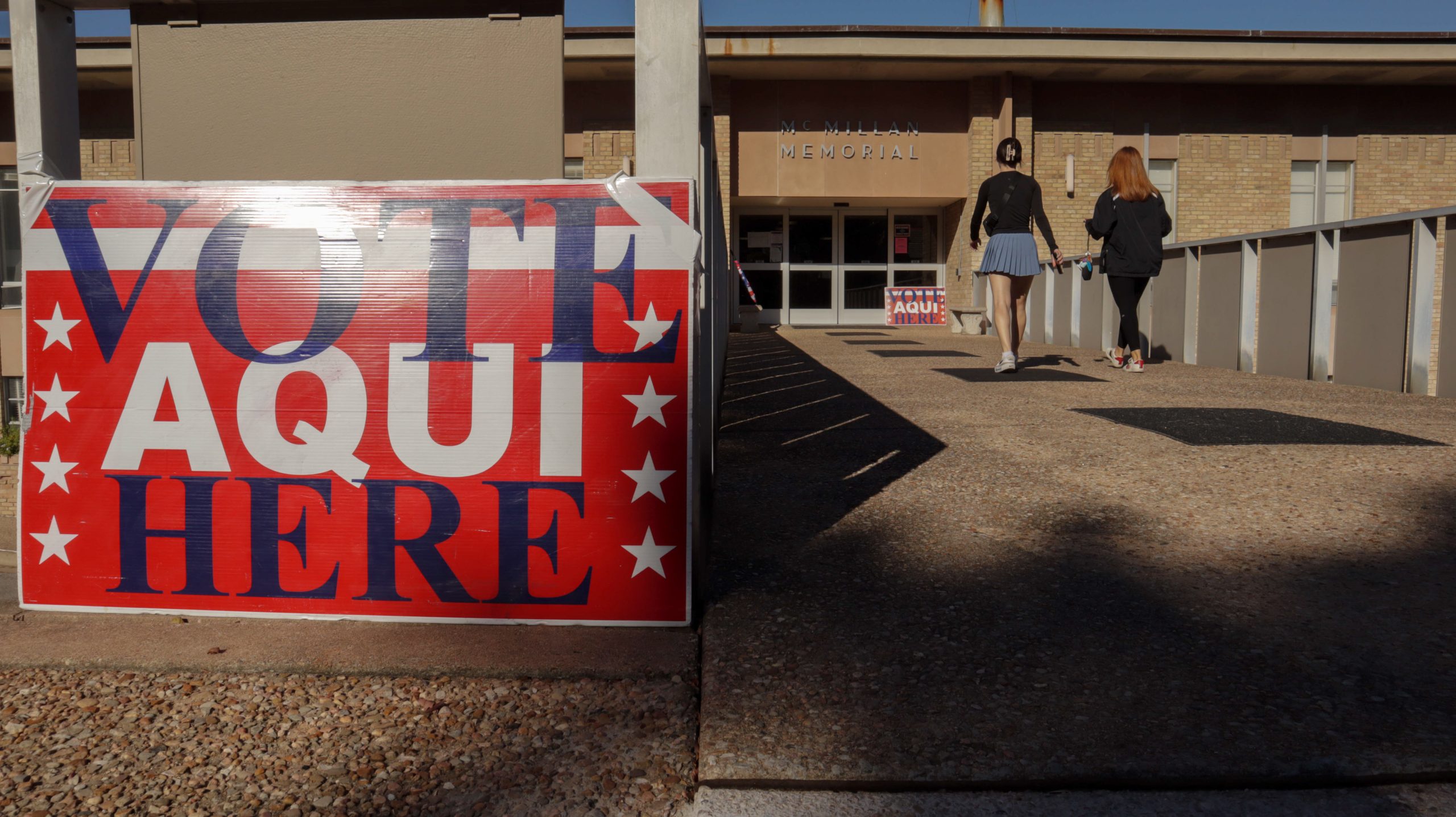 UT Election Scenes01